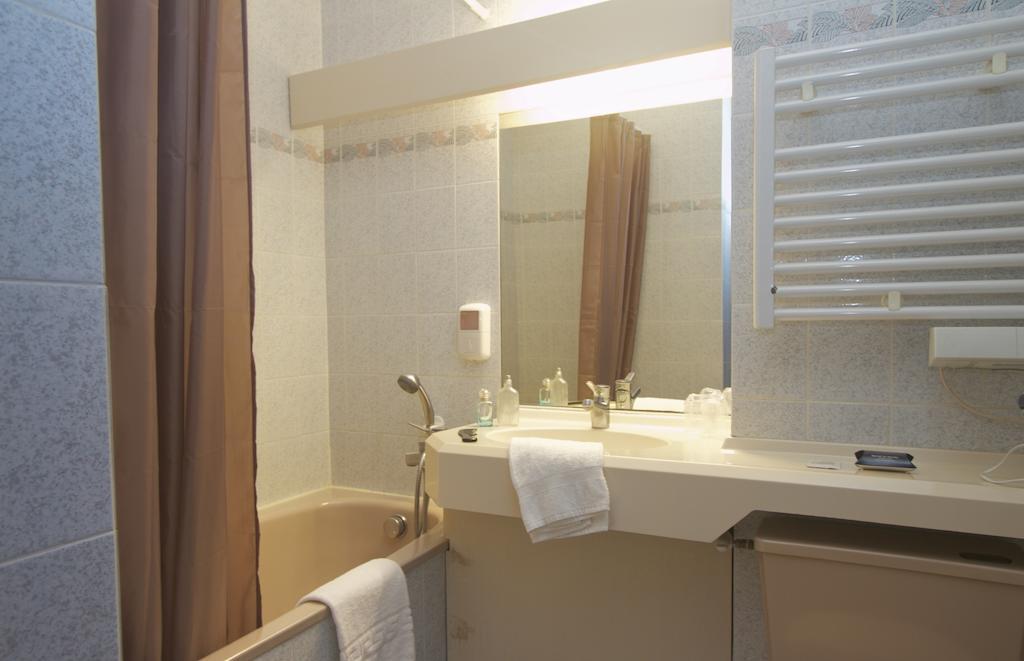 Hotel Sully Nogent-le-Rotrou Bilik gambar